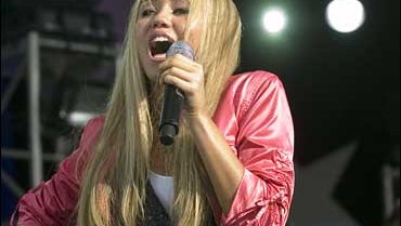 hannah montana essay concert hannah montana essay concert
