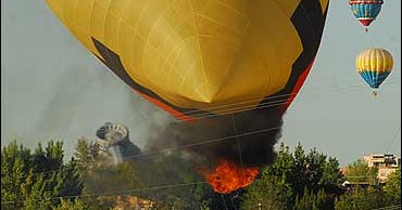 Hot Air Balloon Crashes In Flames; 1 Dead - CBS News