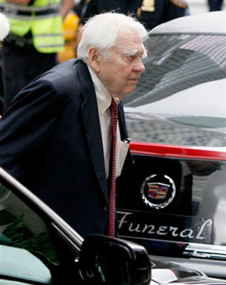 andy rooney essay on war In 1970, when cbs refused to air another of his specials, “an essay on war,” mr rooney quit the network executives told him they thought the piece was too long, but they also may have been worried about it expressing too boldly his doubts about the government’s involvement in the vietnam war. andy rooney essay on war In 1970, when cbs refused to air another of his specials, “an essay on war,” mr rooney quit the network executives told him they thought the piece was too long, but they also may have been worried about it expressing too boldly his doubts about the government’s involvement in the vietnam war.