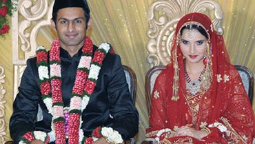 Sania Mirza Shoaib Malik Tie Knot Amid Scandal Cbs News