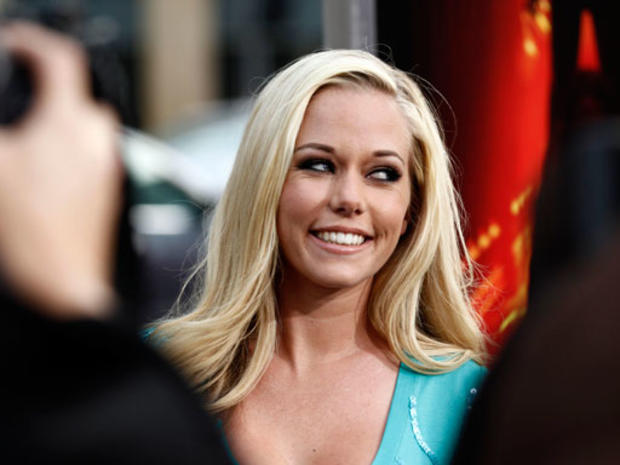 Kendra Exposed Update Did Kendra Wilkinson Shop Sex Tapes Around Cbs News 6757