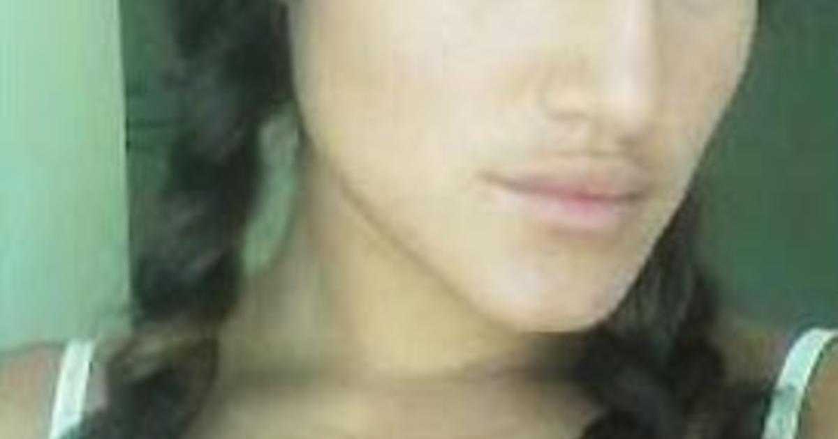 Q Orianka Kilcher Arrested At The White House Cbs News