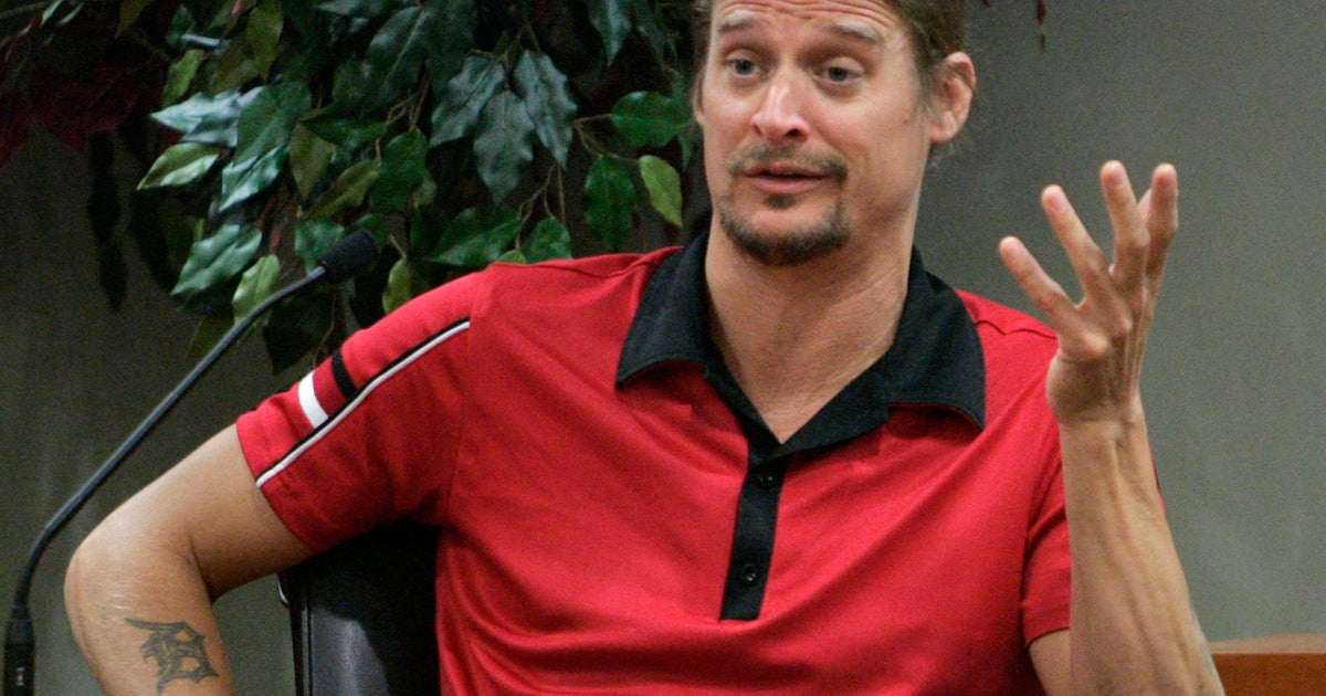 Kid Rock Takes Stand In Georgia Cbs News