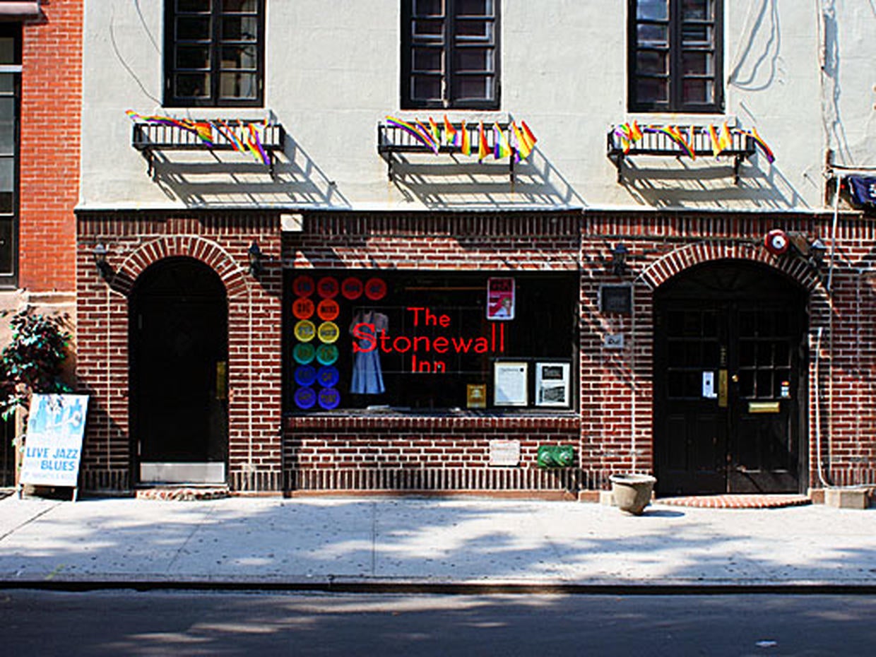 Stonewall Inn Stonewall Inn wins landmark status Pictures CBS News