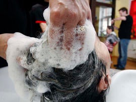 Burglars steal hair from Chicago business