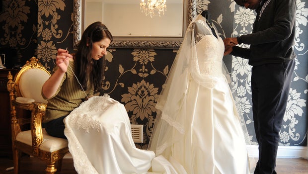 Fashion Firms Rush To Copy The Royal Gown Cbs News