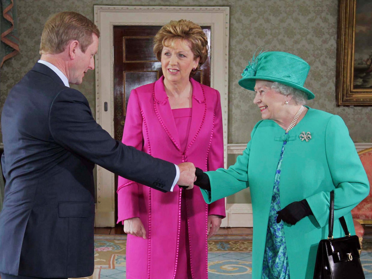 The Queen in Ireland Photo 19 CBS News