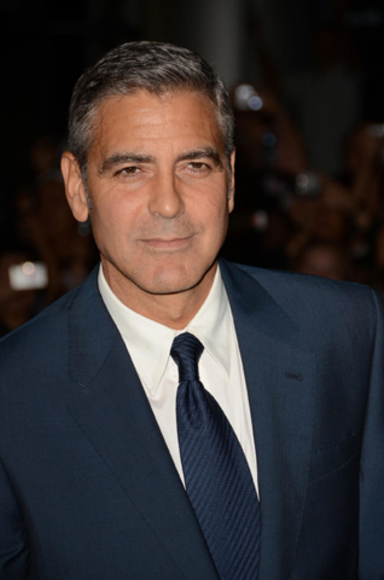 George Clooney charms Toronto fest - CBS News