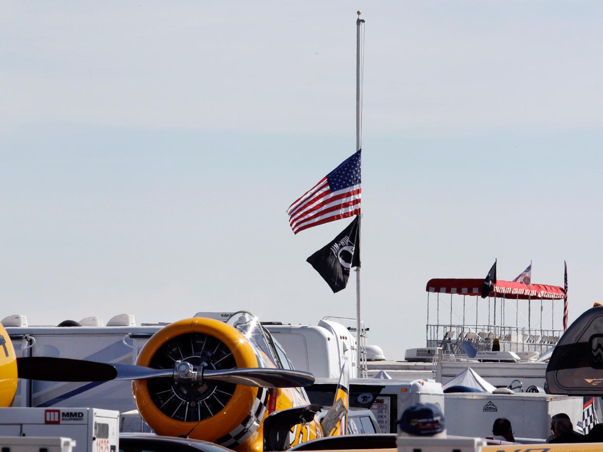 Deadly crash at Reno air races Photo 6 Pictures CBS News