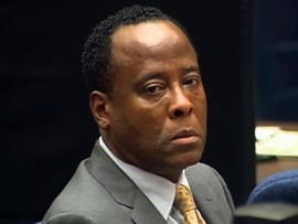 Jackson's bodyguard testitifies in Murray case