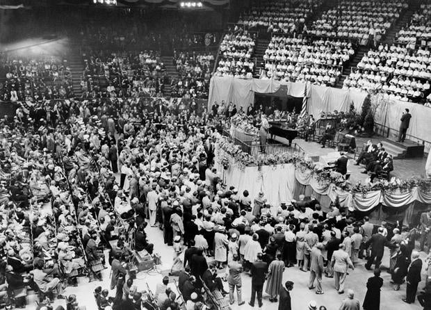 madison square garden the rev billy graham 1918 2018 pictures cbs news - Madison Square Garden Internship madison square garden the rev billy graham 1918 2018 pictures cbs news - Madison Square Garden Internship