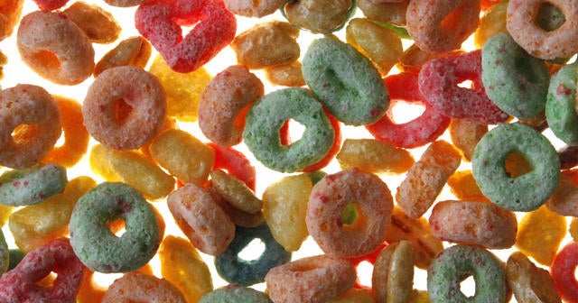 Study ranks "10 worst" kids' cereals for sugar CBS News