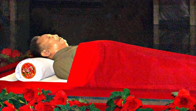 Son Of Kim Jong Il Leads N Korea Mourning Cbs News