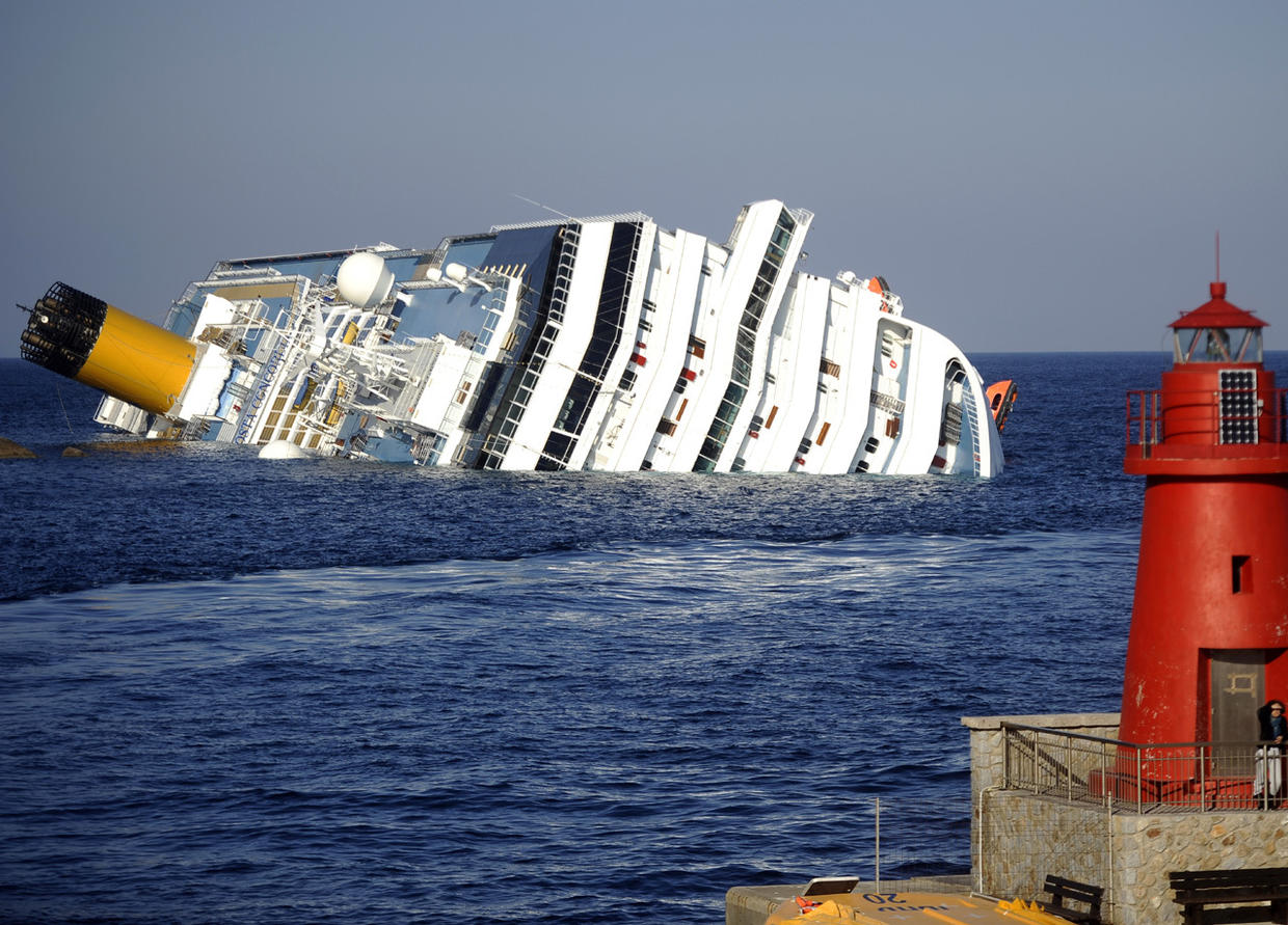 aground cruise ship