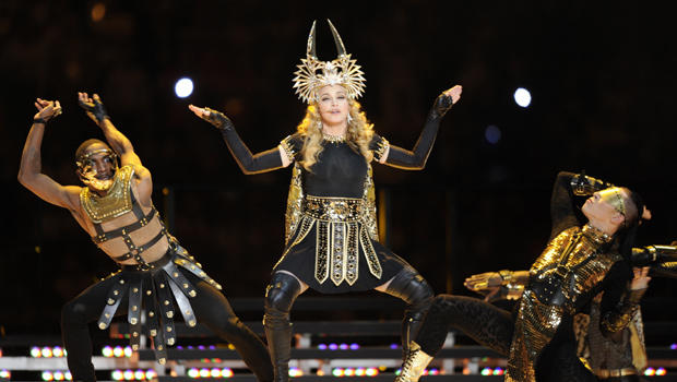 Madonna halftime show features classics and new single 