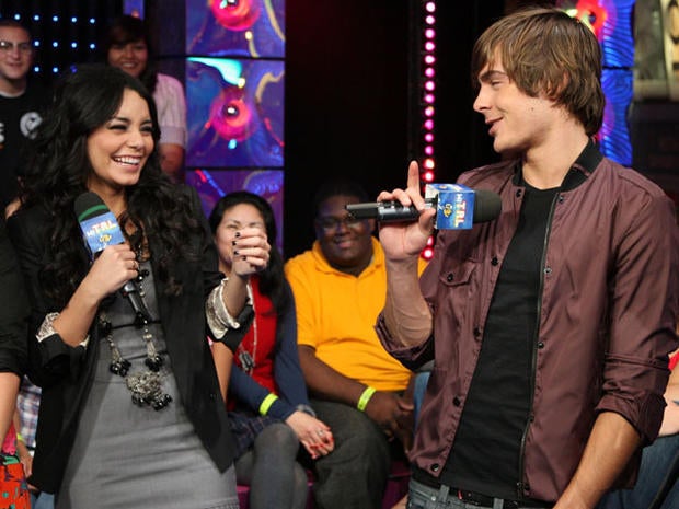 je vanessa hudgens iz zac efron 2012