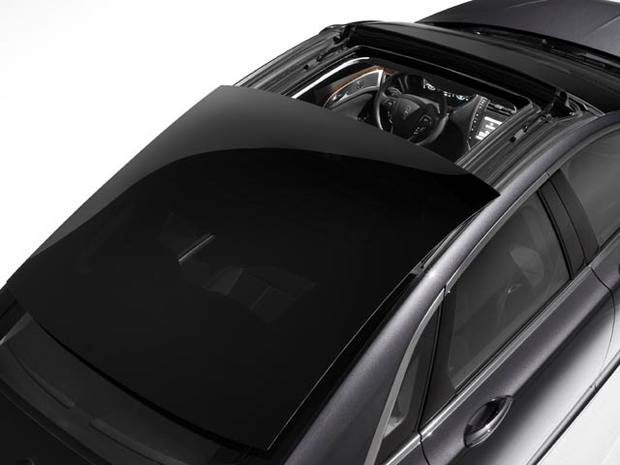 Lincoln MKZ retractable roof