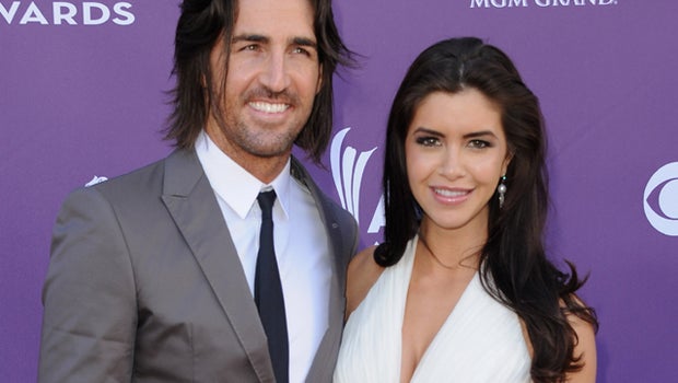 Is jake owen dating lacey buchanan