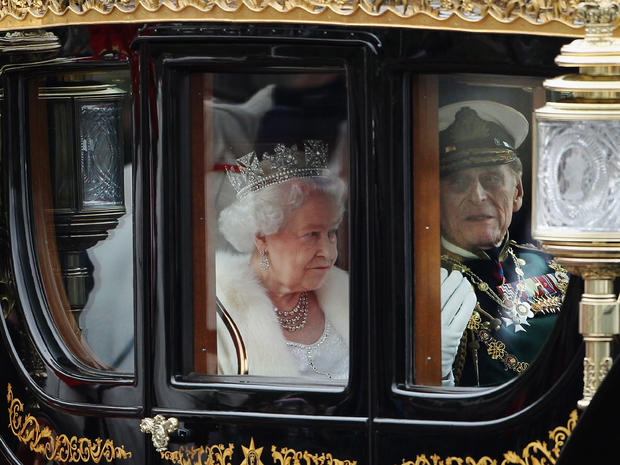 Queen Elizabeth Ii Opens Parliament Photo 10 Cbs News 