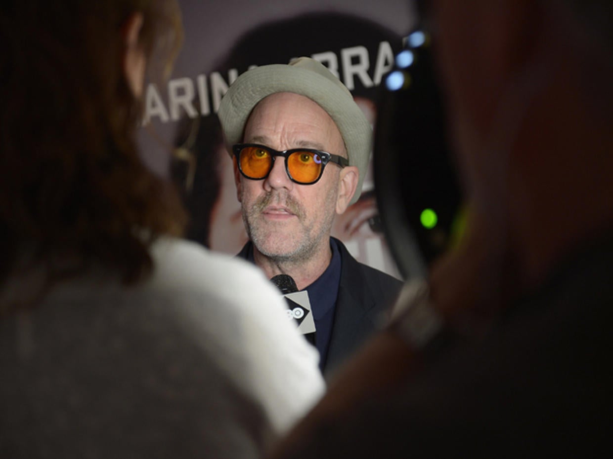 Celebrity Circuit - Photo 2 - Pictures - CBS News