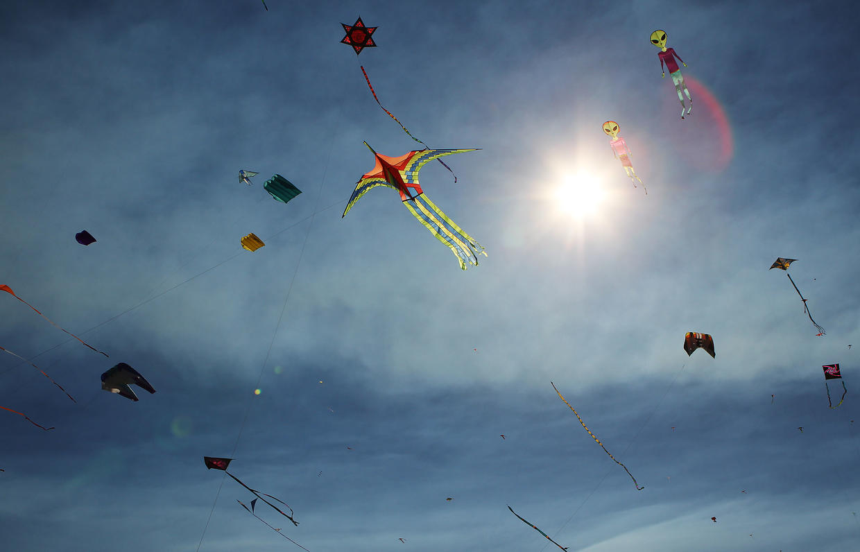 Australia's largest kite flying festival Photo 13 CBS News