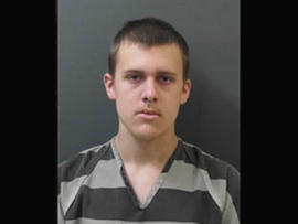 Zachary Davis, Tenn. teen who allegedly killed his mom with ...