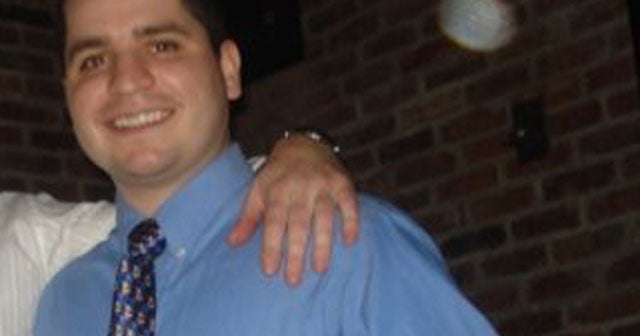 Judge overturns convicton of exNYPD officer Gilberto Valle, accused