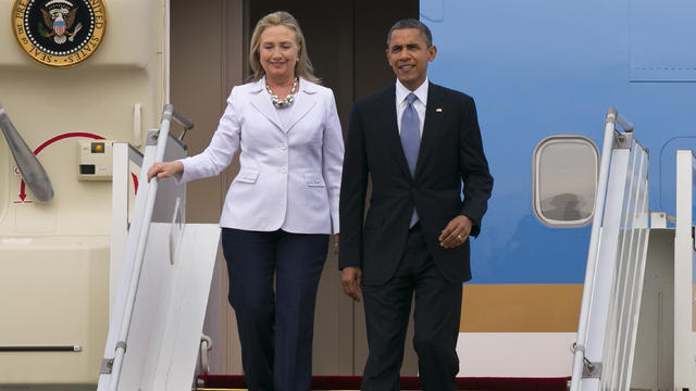 President Obama and Secretary of State Hillary Clinton arrive in Burma 