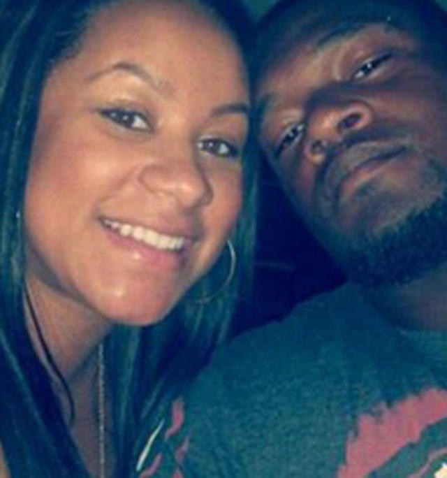 Cops Nfl Player Kills Girlfriend Then Self Pictures