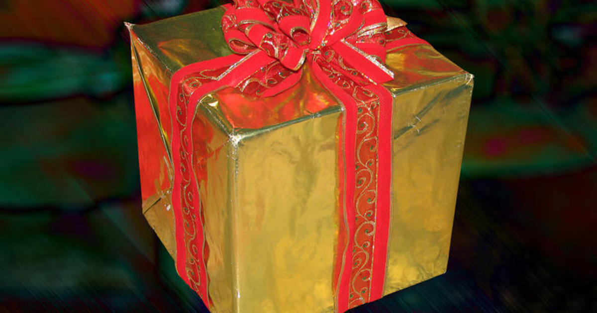 9 more holiday gift ideas to give and receive - CBS News