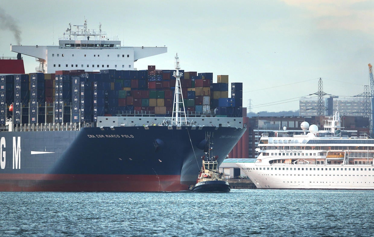 World's biggest container ship Photo 10 CBS News