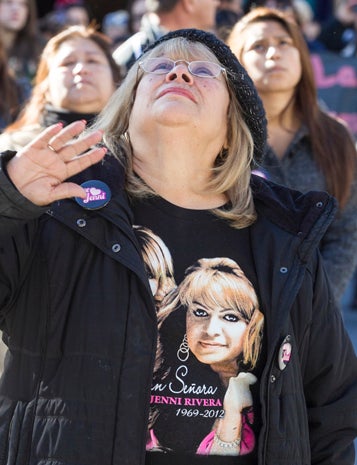 Jenni Rivera Memorial Cbs News