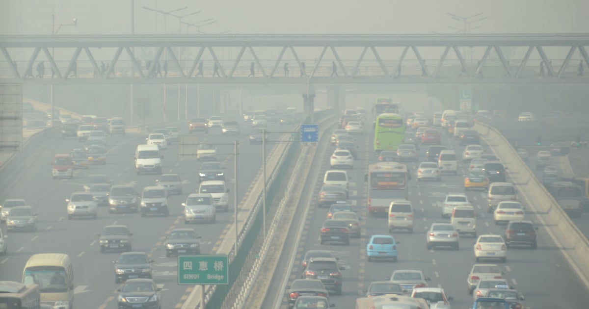 Chronic asthma may be caused by traffic pollution - CBS News