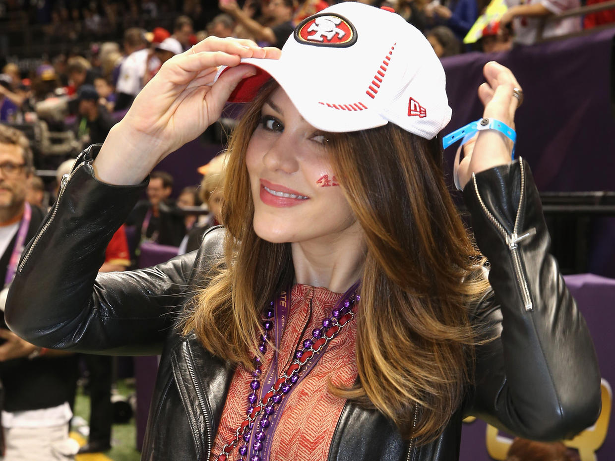 Stars at the Super Bowl Photo 65 Pictures CBS News