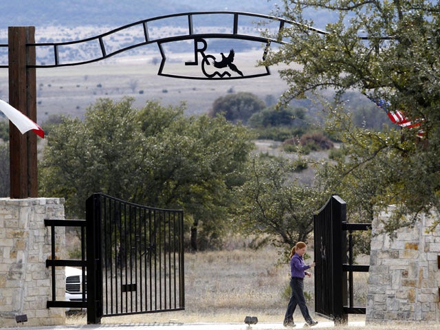 ExNavy SEAL fatally shot on Texas gun range CBS News