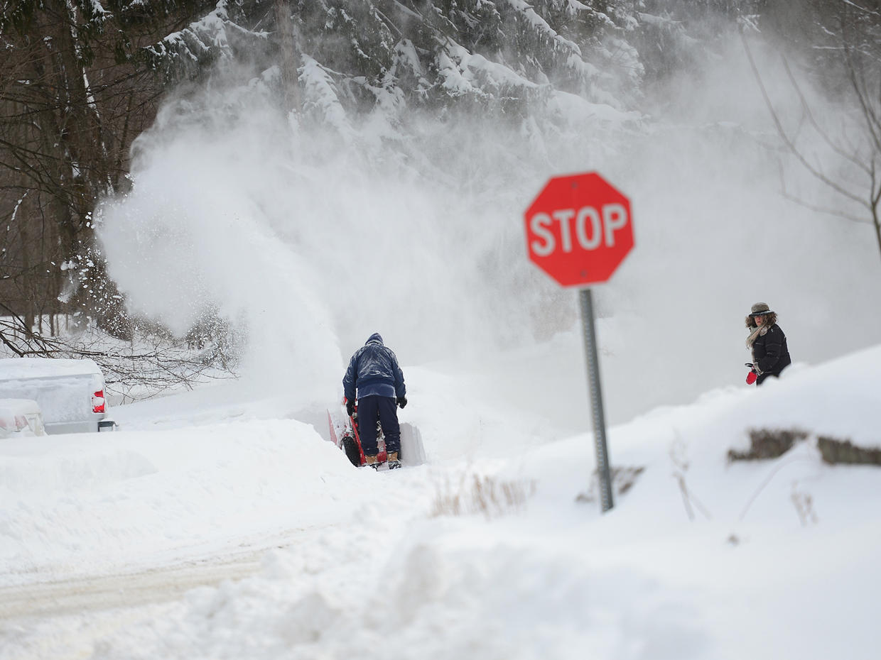 Powerful blizzard descends on Northeast Photo 19 Pictures CBS News