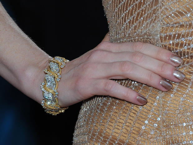 Red carpet jewelry - Photo 1 - Pictures - CBS News