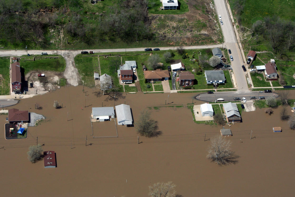 Spring Floods Continue To Soak Midwest Photo 8 Cbs News 9666