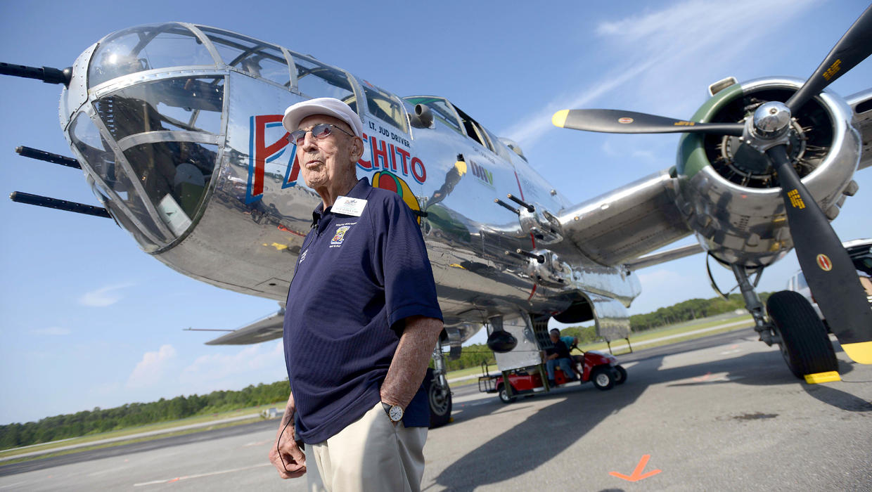 Crowds line up to meet Doolittle's Raiders for last time - CBS News