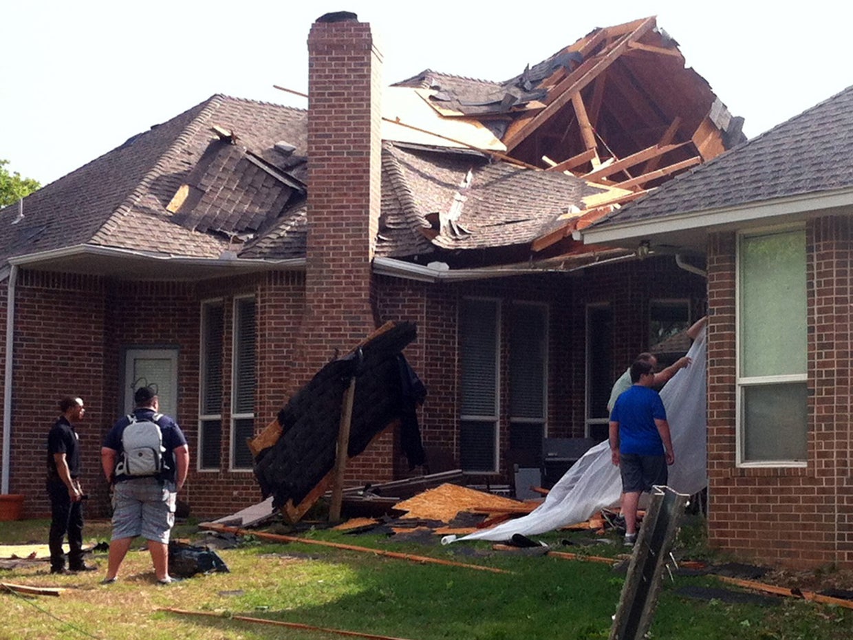 Massive tornado hits Oklahoma CBS News