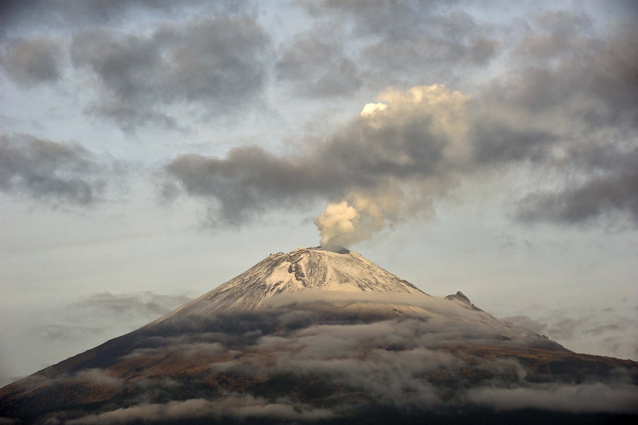 Mexican volcano erupts CBS News