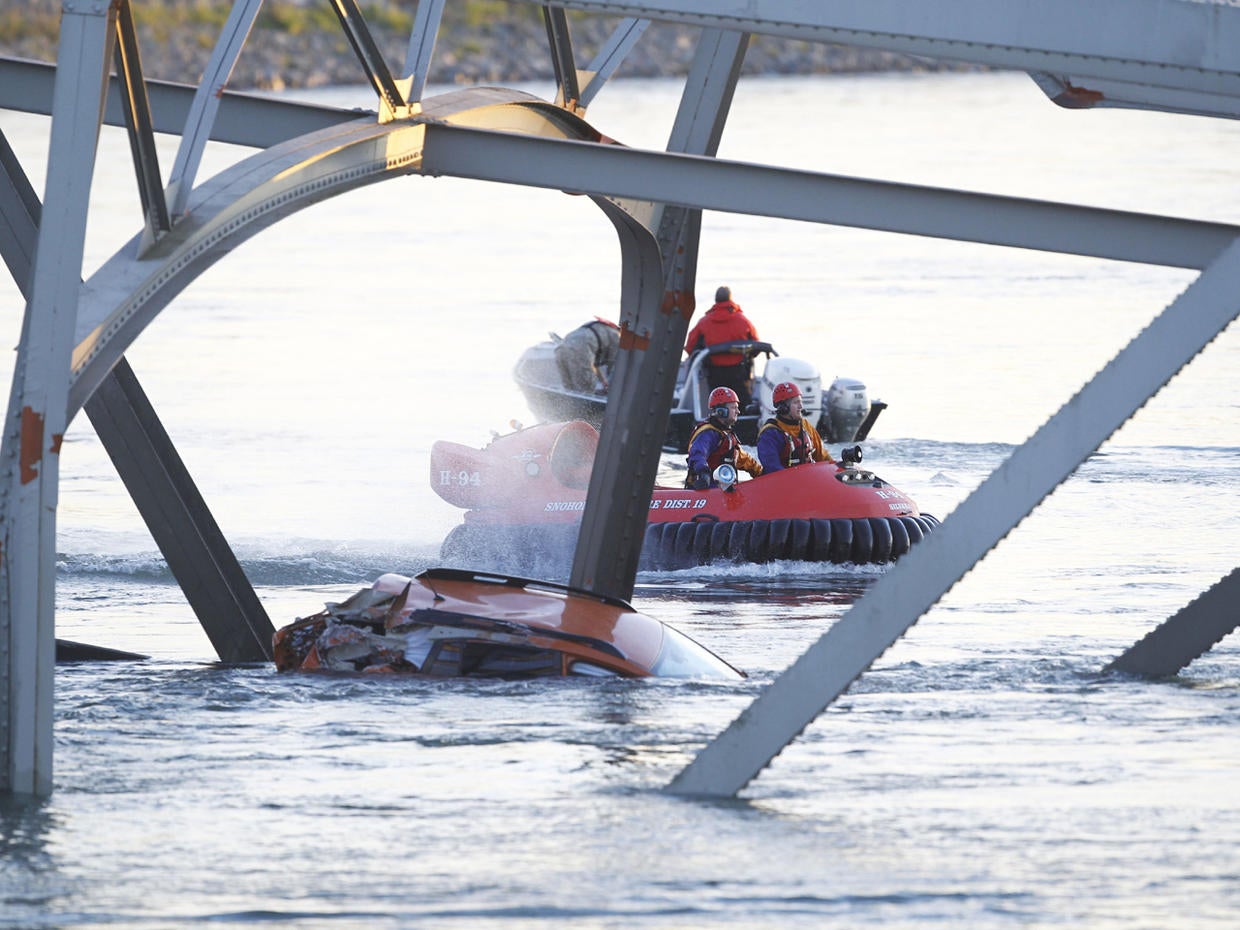 Washington state bridge collapses Photo 9 Pictures CBS News