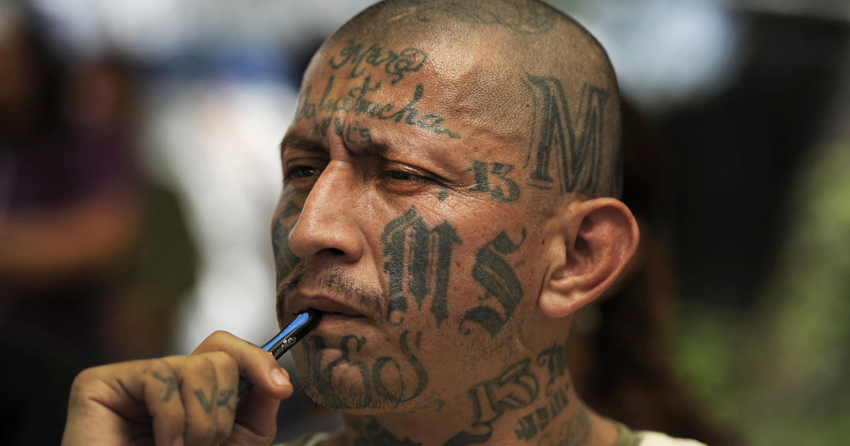 U.S. government targets infamous street gang MS-13 - CBS News