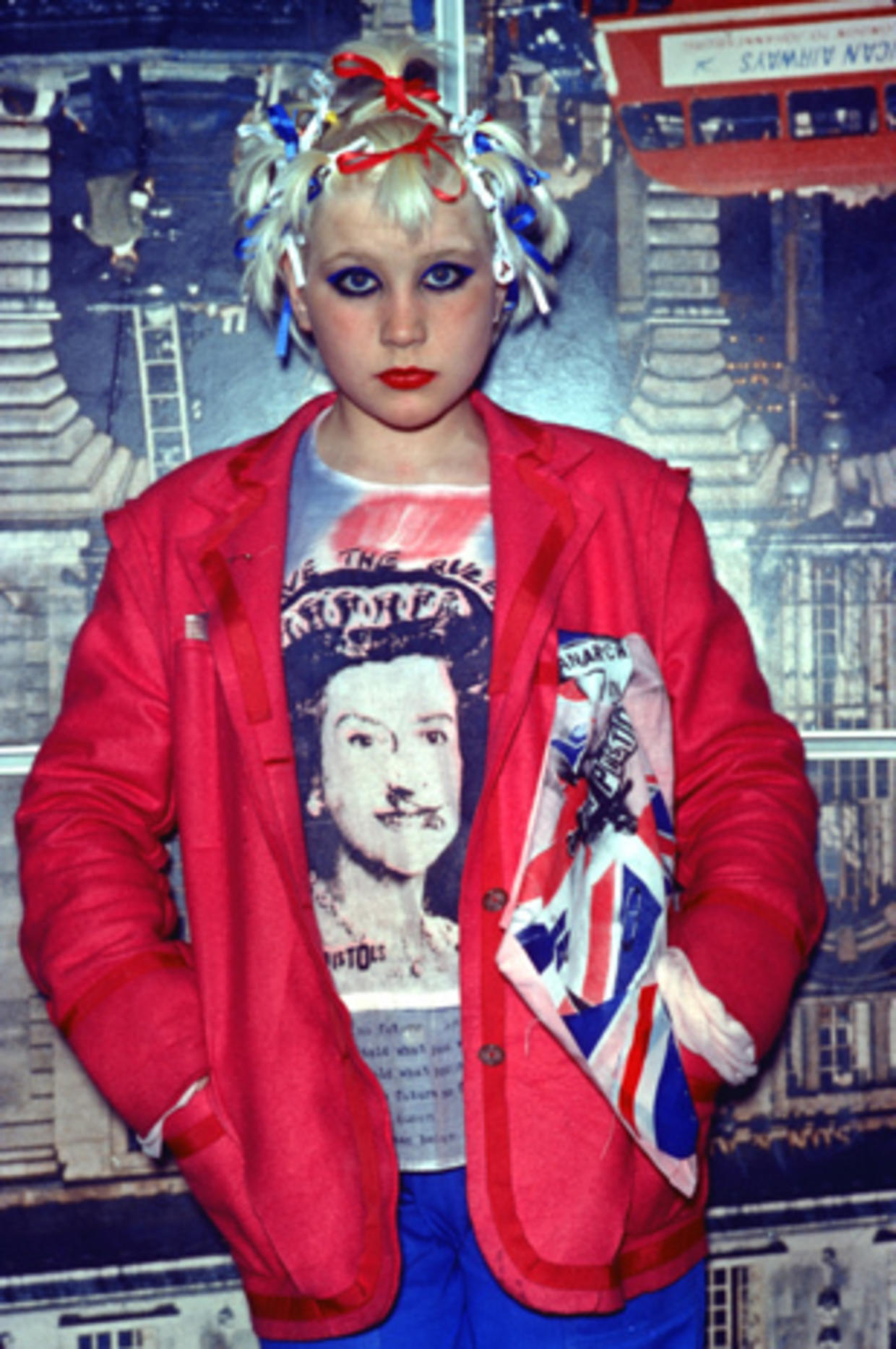 Punk stylist Vivienne Westwood - CBS News