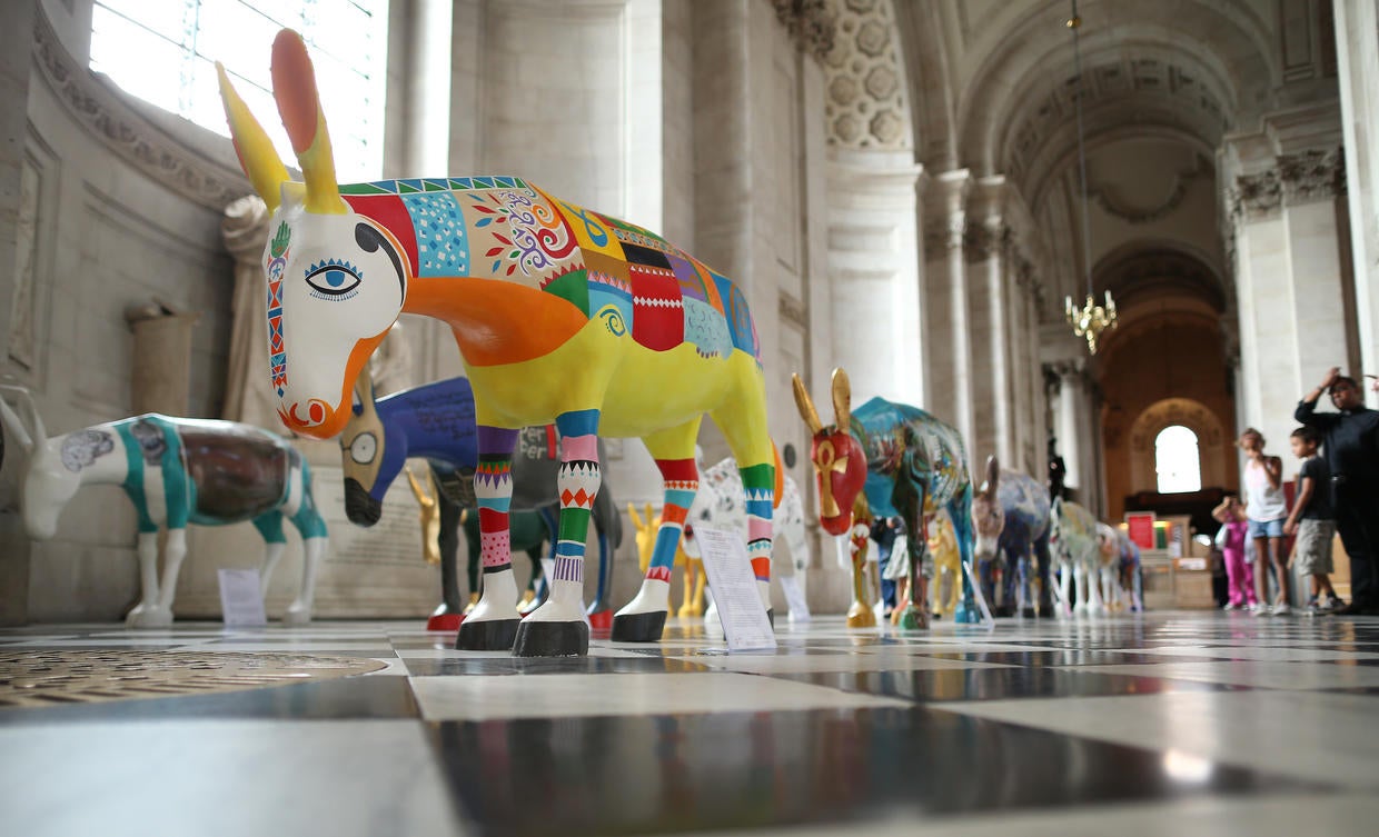 Painted donkeys arrive in London Photo 3 CBS News