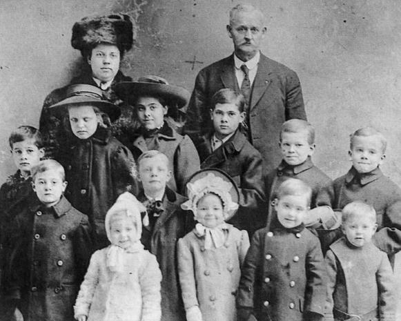 The Orphan Train - Photo 1 - Pictures - CBS News