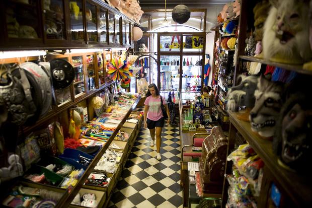 Barcelona Shop Specialises In The Production Of Catalan Festival Masks halloween costume 