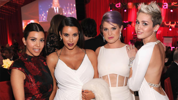 Kourtney Kardashian, Kim Kardashian, Kelly Osbourne &amp; Miley Cyrus 