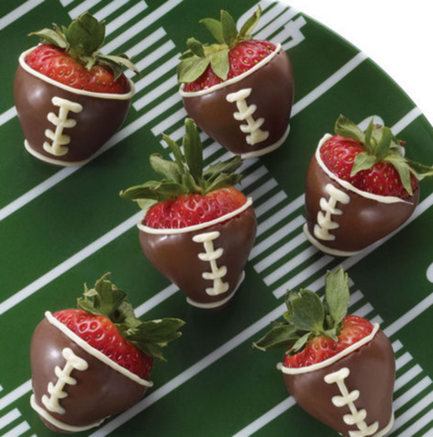 Godiva Chocolatier Football Dipped Strawberries 