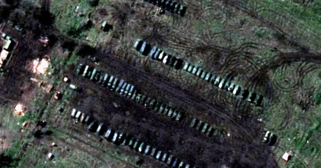 Satellite images show Russian troops digging in along